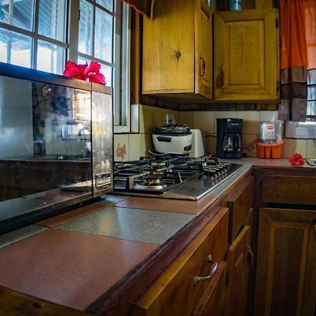 Hostal On The Sea Бокас дел Торо Екстериор снимка